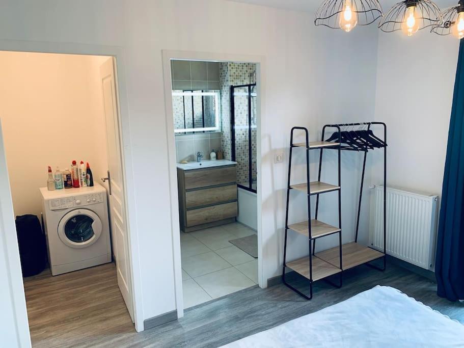 Appartement proche Astérix Chantilly Roissy CDG pour couple ou famille La Chapelle-en-Serval Exterior foto